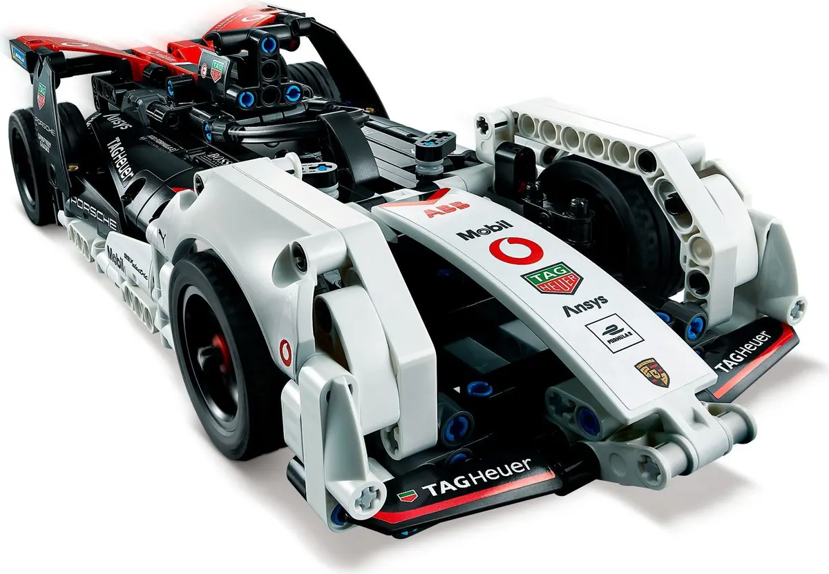 LEGO Technic 42137 Formula E Porsche 99x Electric set, image 4