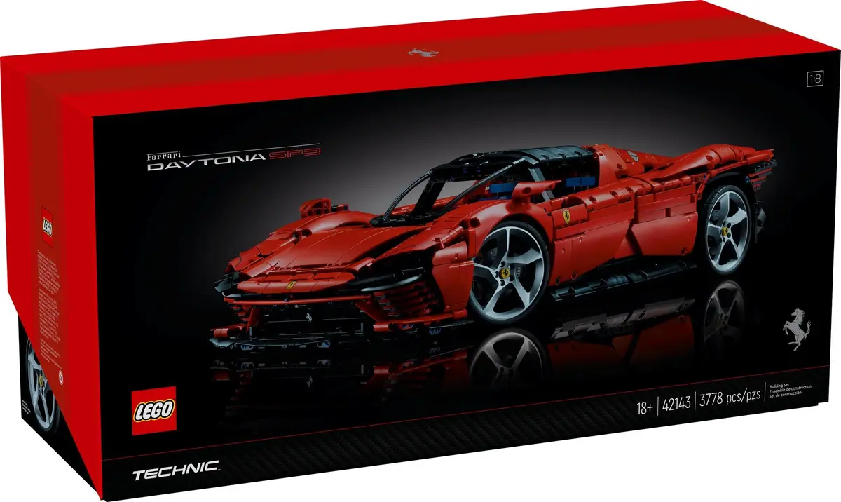 LEGO Technic 42143 Ferrari Daytona SP3 set, image 2