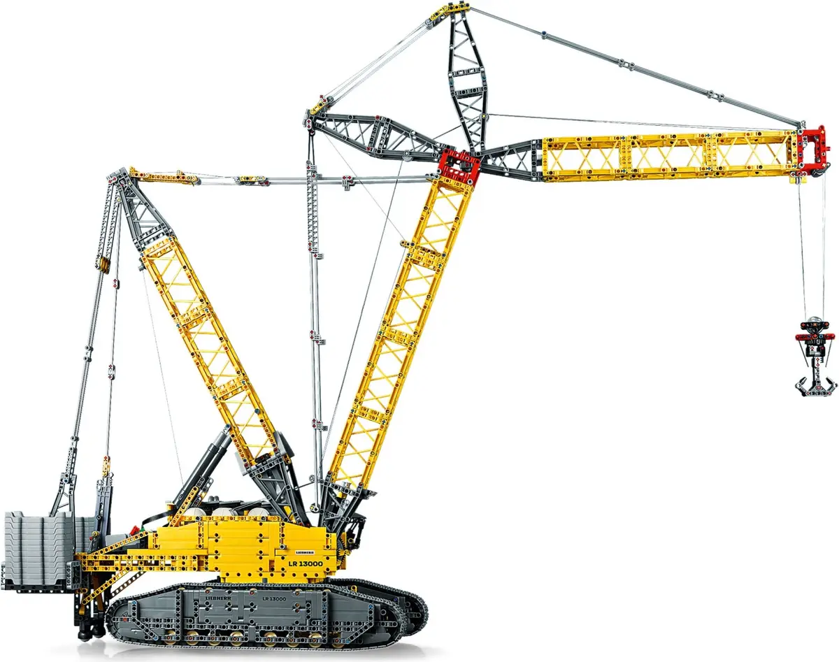 LEGO Technic 42146 Liebherr Crawler Crane LR 13000 set, image 3