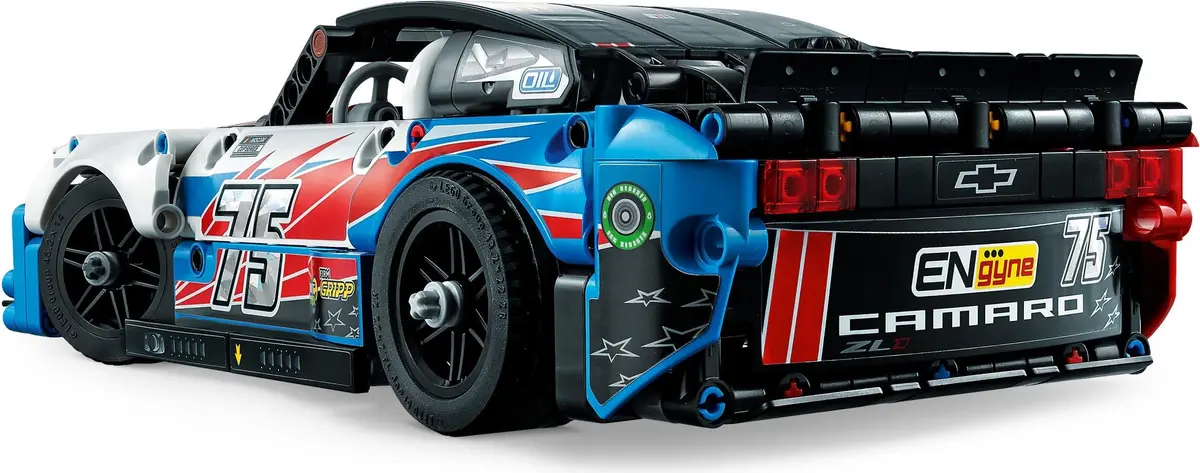 LEGO Technic 42153 NASCAR Next Gen Chevrolet Camaro ZL1 set, image 5