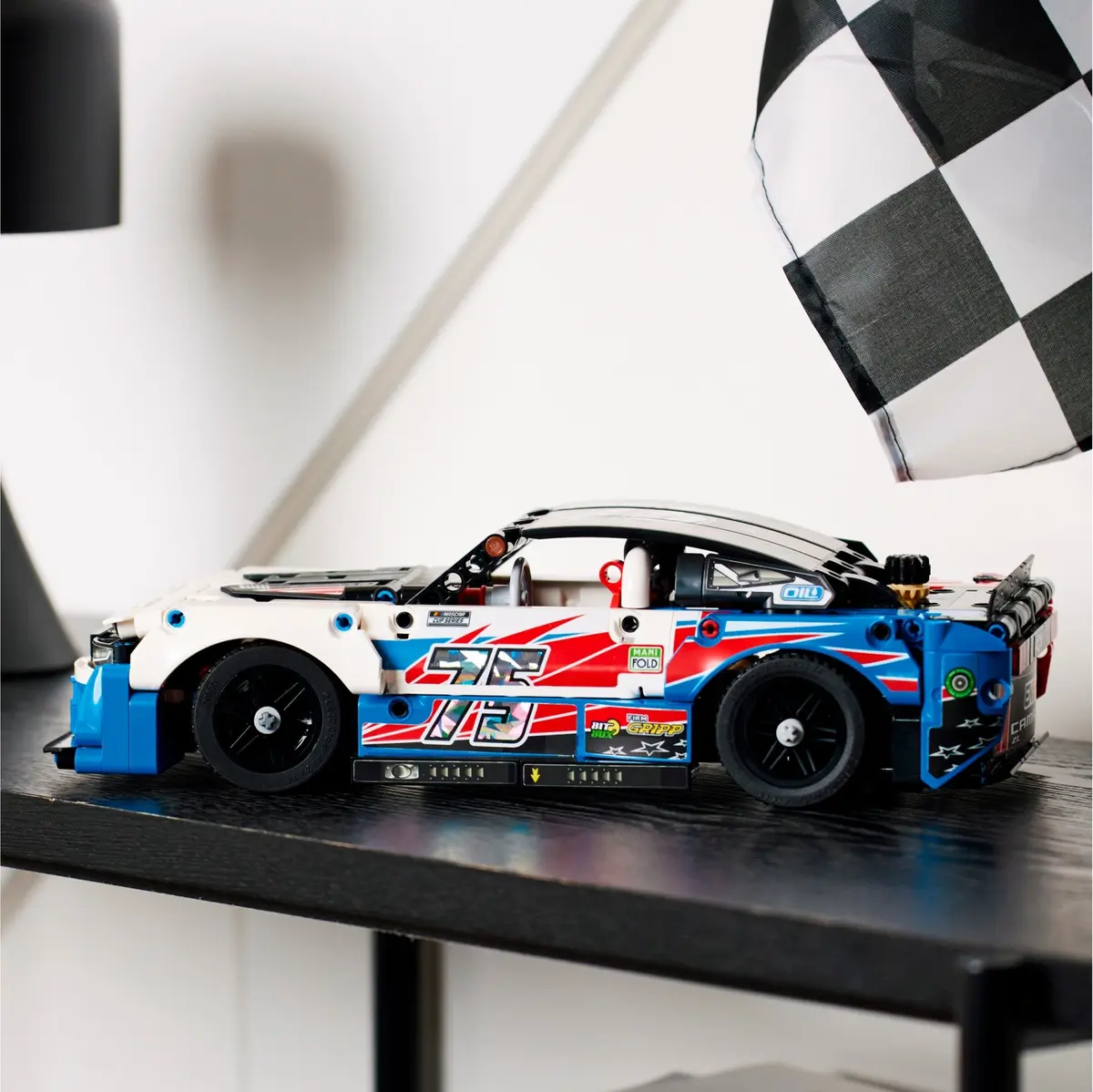 LEGO Technic 42153 NASCAR Next Gen Chevrolet Camaro ZL1 set, image 9