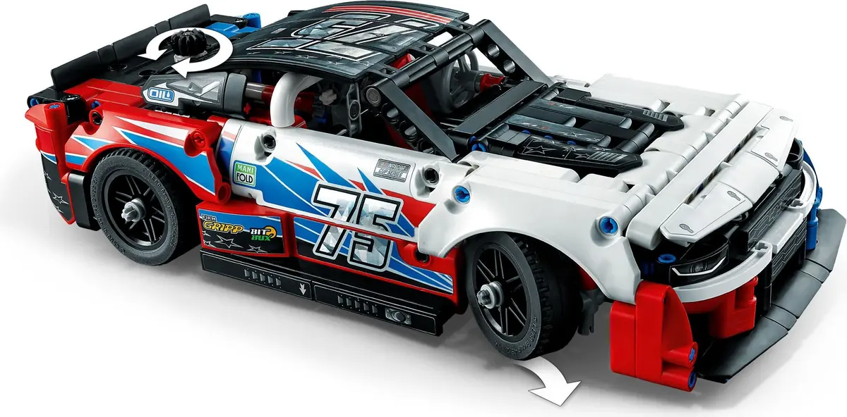 LEGO Technic 42153 NASCAR Next Gen Chevrolet Camaro ZL1 set, image 4