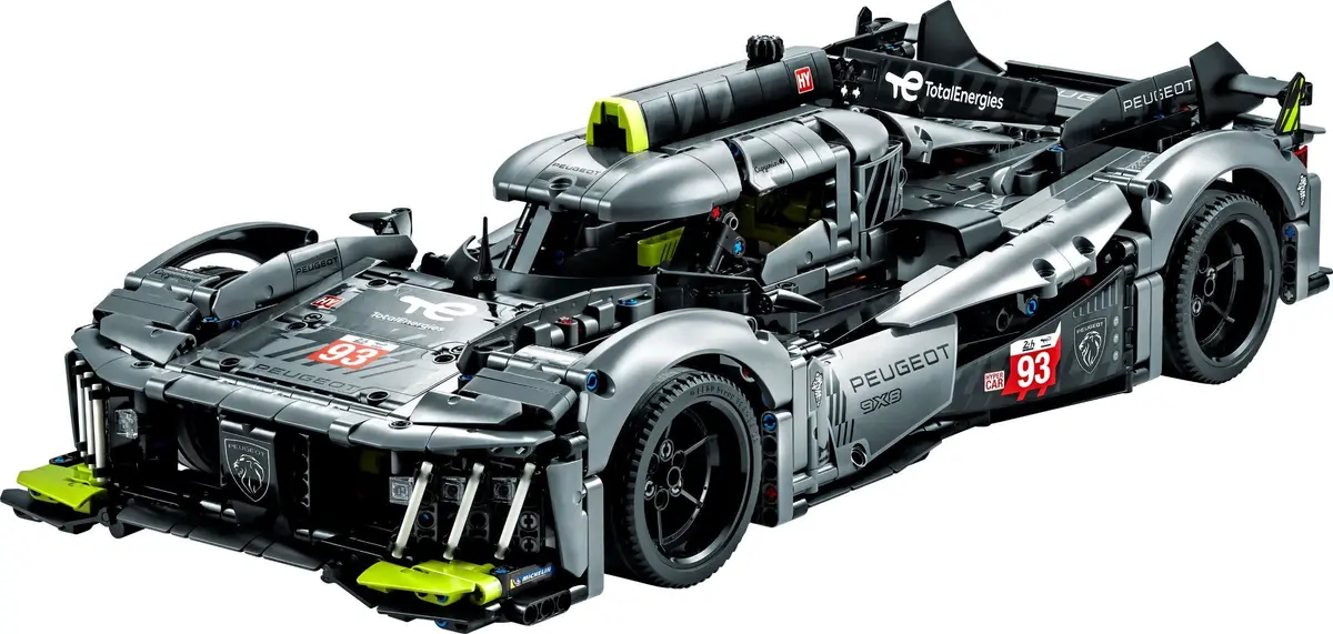 LEGO Technic 42156 PEUGEOT 9X8 24H Le Mans Hybrid Hypercar set