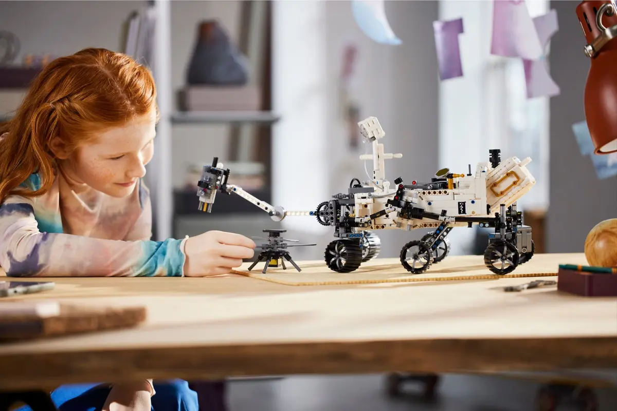 LEGO Technic 42158 NASA Mars Rover Perseverance set, image 9