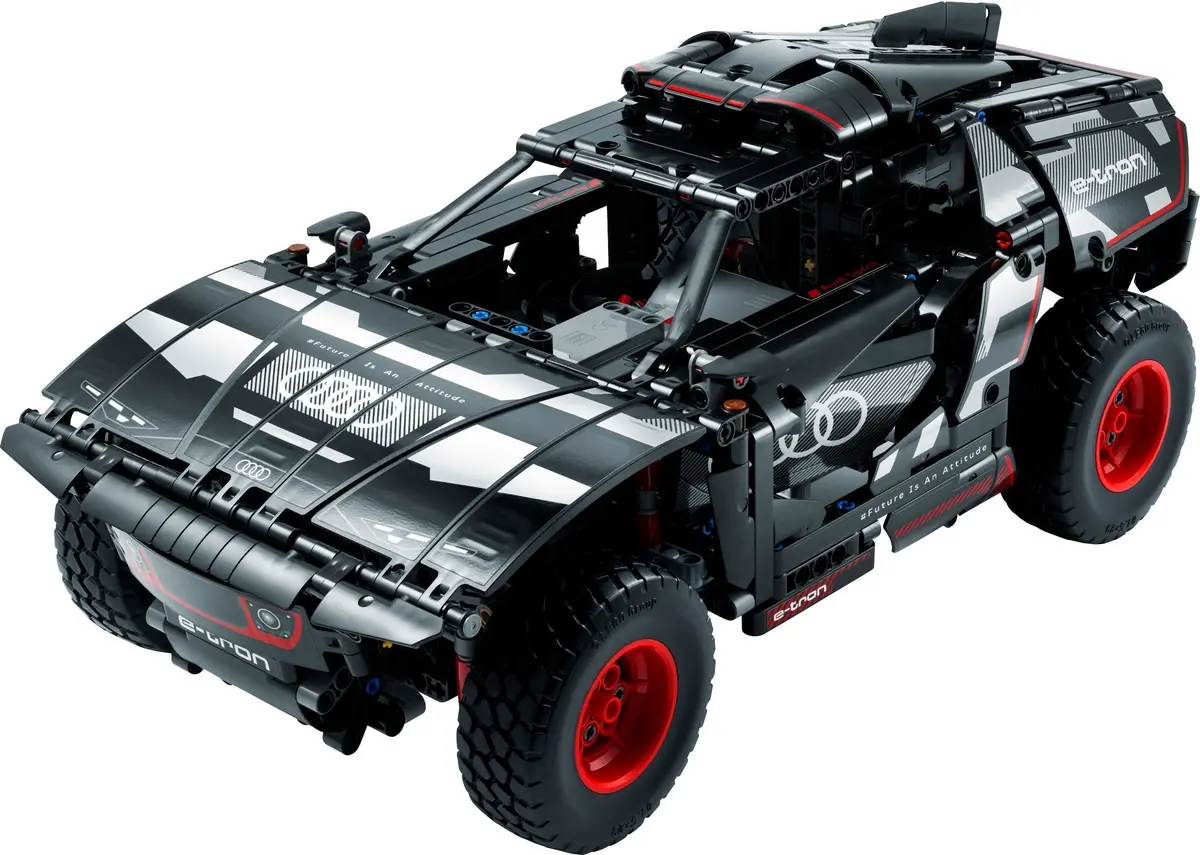 LEGO Technic 42160 Audi RS Q e-tron set