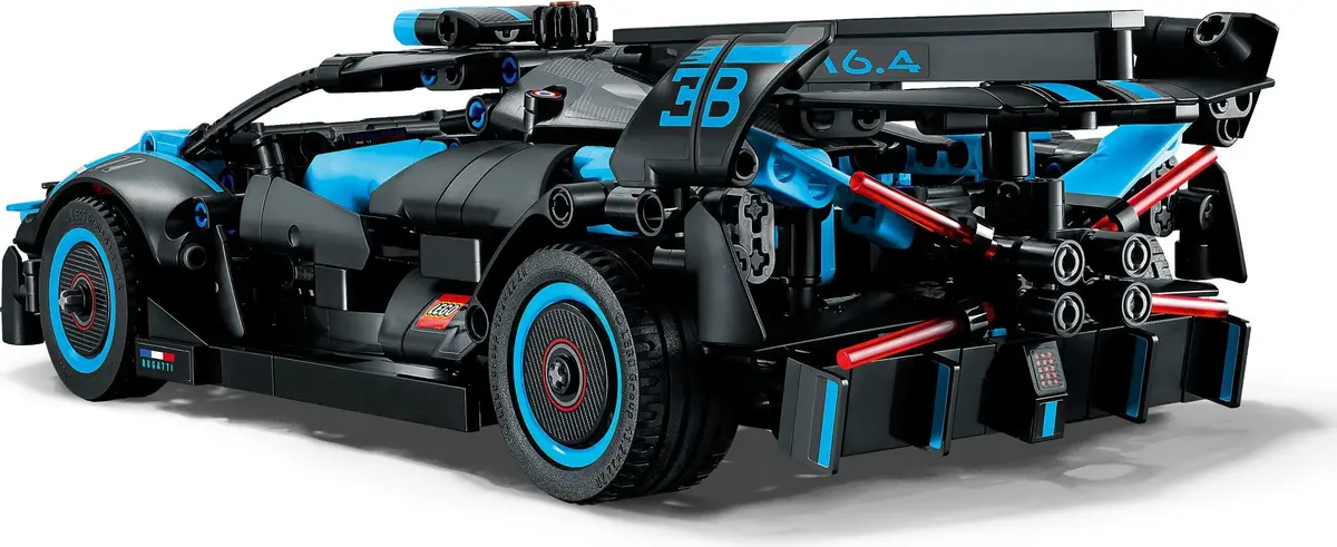 LEGO Technic 42162 Bugatti Bolide Agile Blue set, image 4
