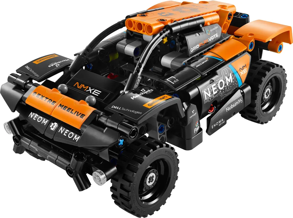 LEGO Technic 42166 NEOM McLaren Extreme E Team set
