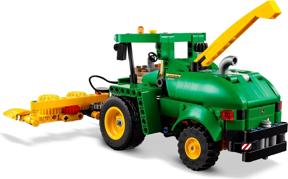 LEGO Technic 42168 John Deere 9700 Forage Harvester set, image 3
