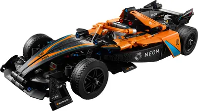 LEGO Technic 42169 NEOM McLaren Formula E Team set