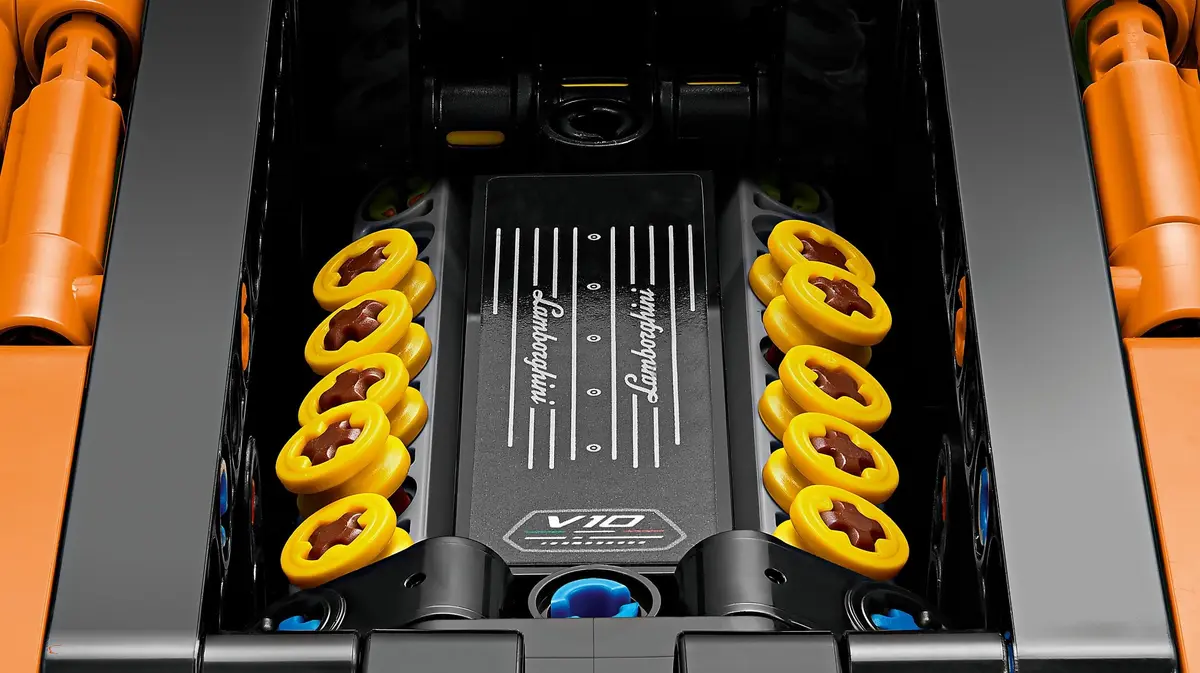 LEGO Technic 42196 Lamborghini Huracán Tecnica Orange set, image 6