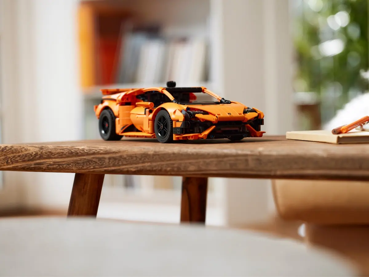 LEGO Technic 42196 Lamborghini Huracán Tecnica Orange set, image 10