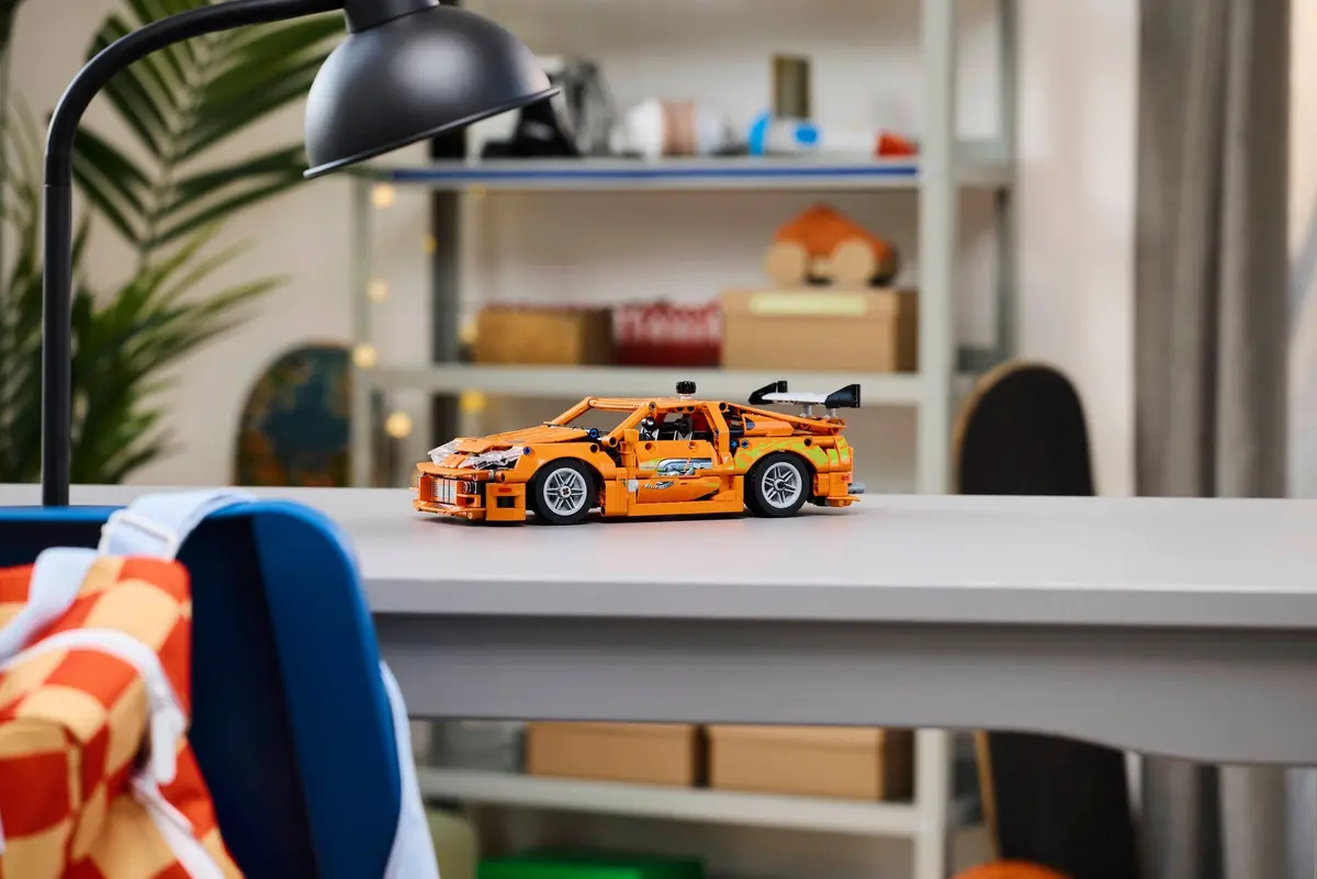 LEGO Technic 42204 Fast & Furious Toyota Supra MK4 set, image 8