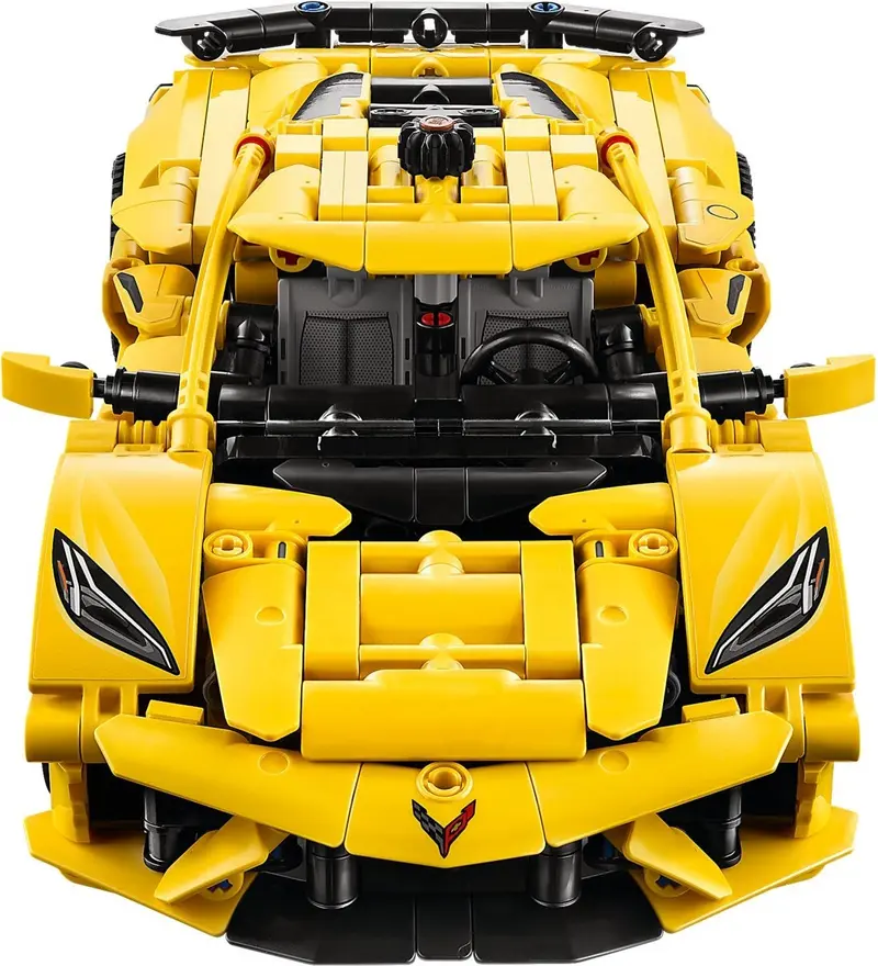 LEGO Technic 42205 Chevrolet Corvette Stingray set, image 8