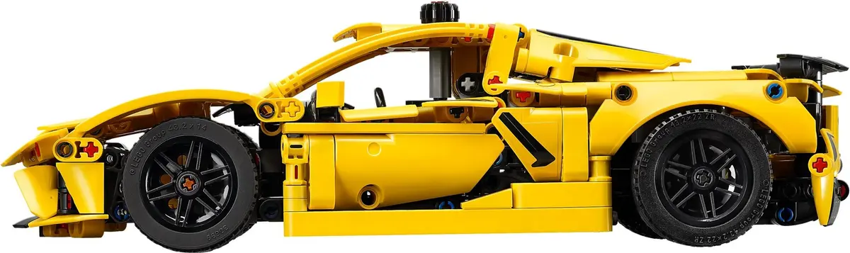 LEGO Technic 42205 Chevrolet Corvette Stingray set, image 7