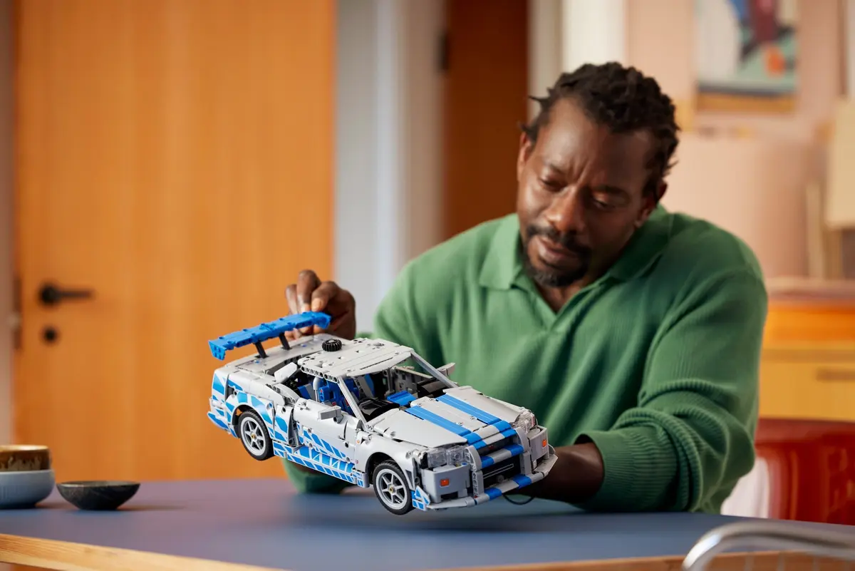 LEGO Technic 42210 2 Fast 2 Furious Nissan Skyline GT-R (R34) Car set, image 6