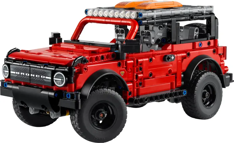 LEGO Technic 42213 Ford Bronco SUV set