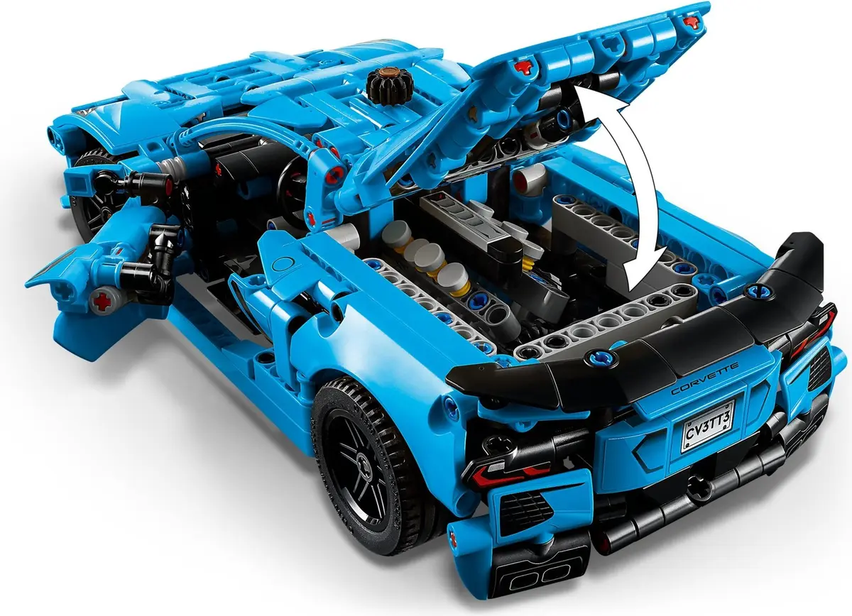 LEGO Technic 42217 Chevrolet Corvette Stingray set, image 12