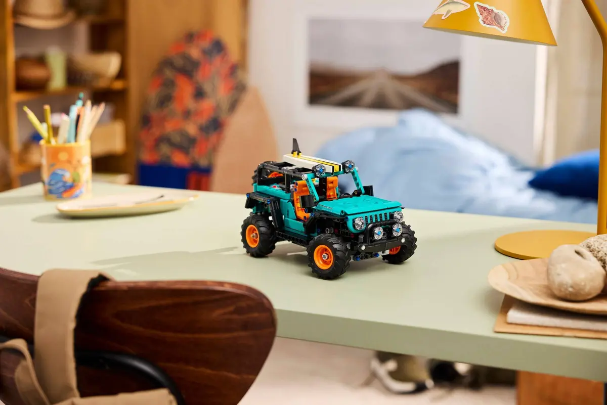LEGO Technic 42227 Jeep Wrangler Rubicon set, image 8