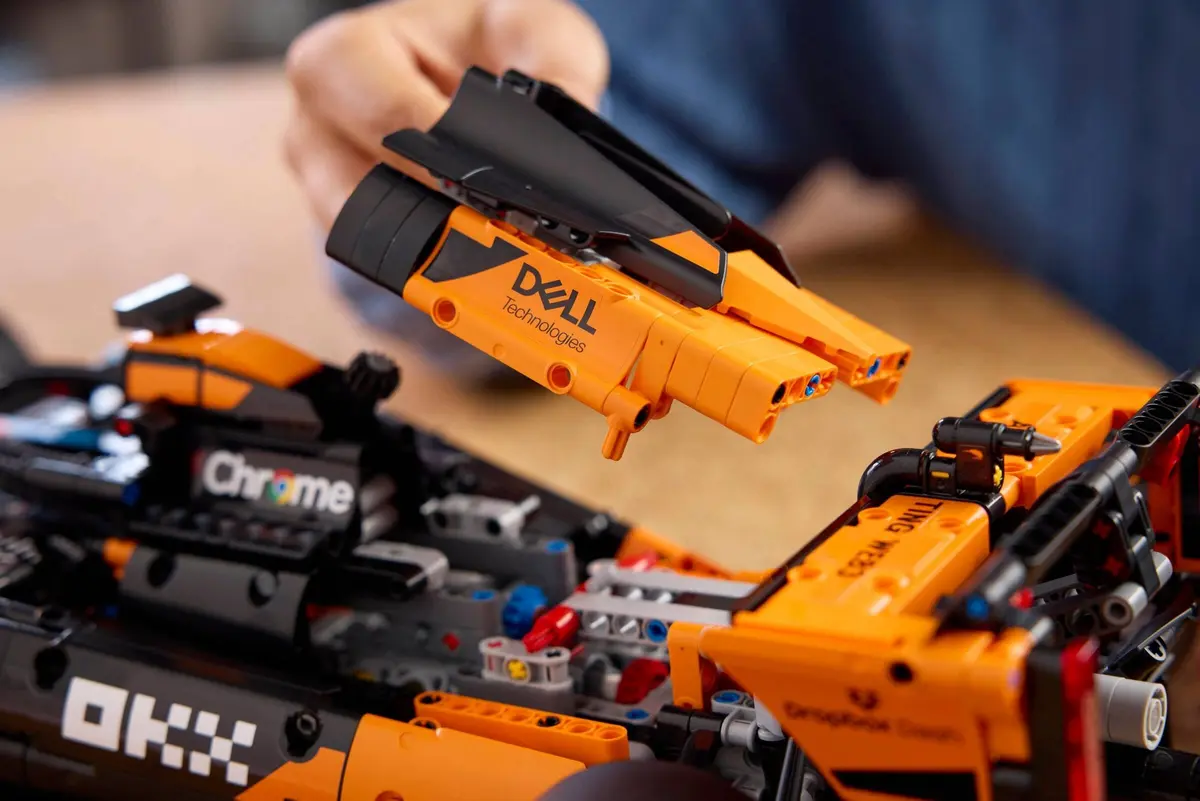 LEGO Technic 42228 McLaren F1 Team MCL39 set, image 10