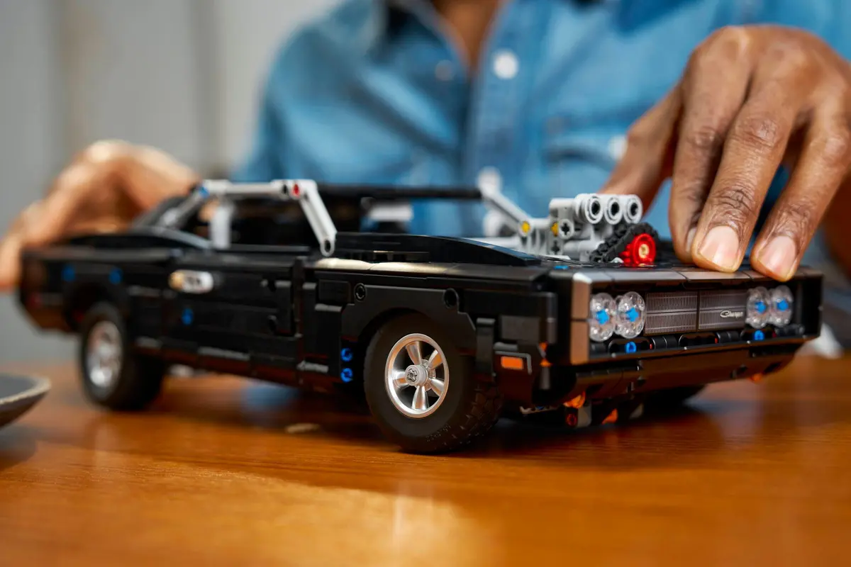 LEGO Technic 42231 Dodge Charger R/T set, image 9