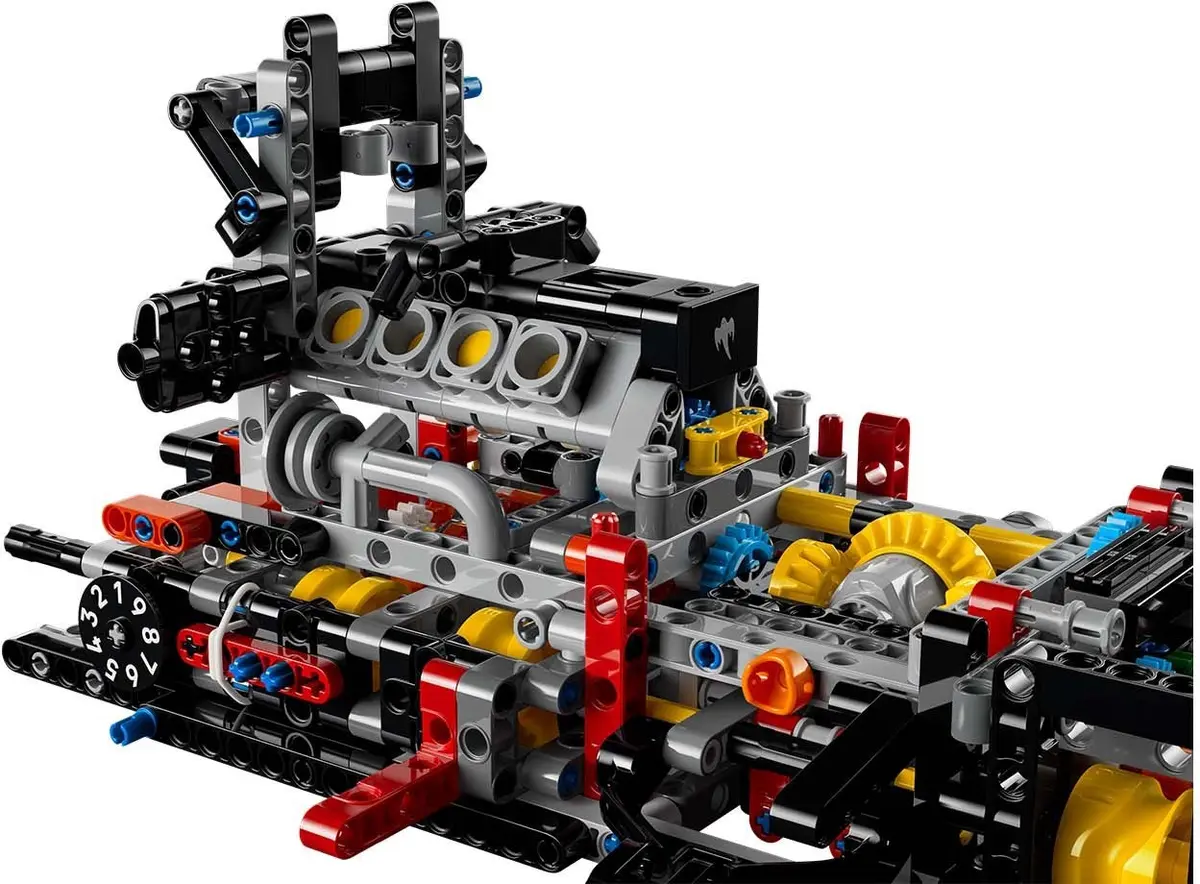 LEGO Technic 42232 Koenigsegg Sadair's Spear Megacar set, image 30