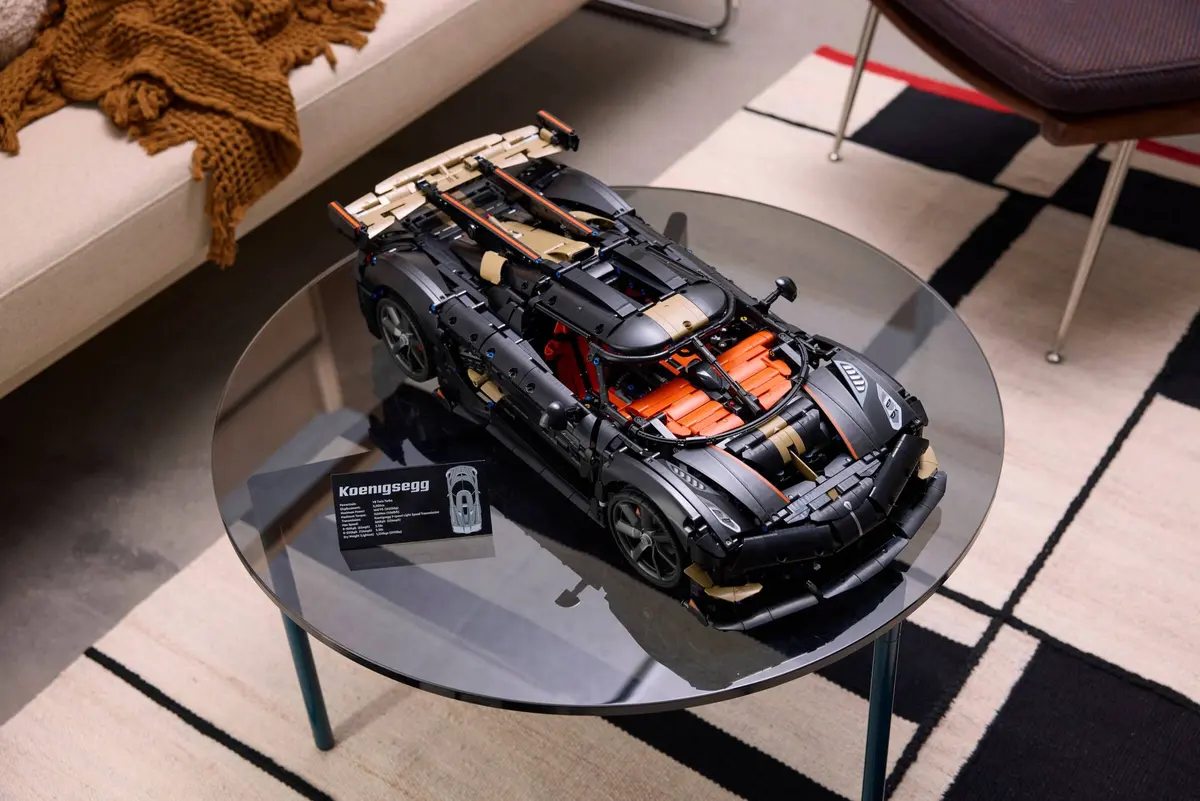 LEGO Technic 42232 Koenigsegg Sadair's Spear Megacar set, image 15