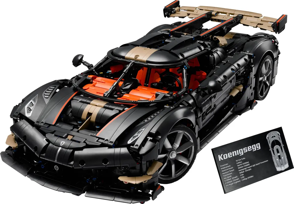 LEGO Technic 42232 Koenigsegg Sadair's Spear Megacar set