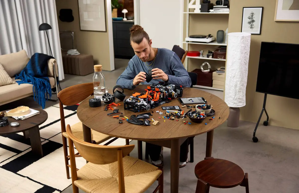 LEGO Technic 42232 Koenigsegg Sadair's Spear Megacar set, image 9