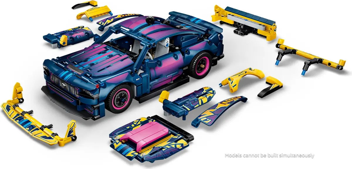 LEGO Technic 42236 Custom Garage Ford GT Mustang set, image 7