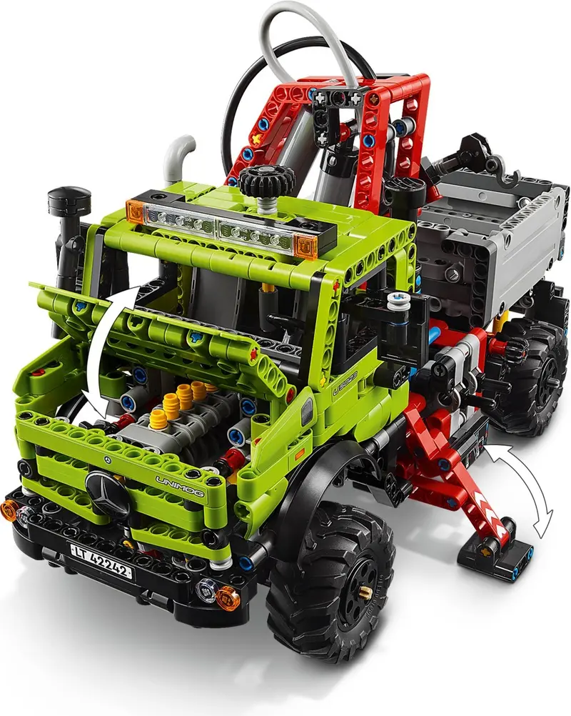 LEGO Technic 42242 Mercedes-Benz Unimog U 5023 with Crane set, image 15