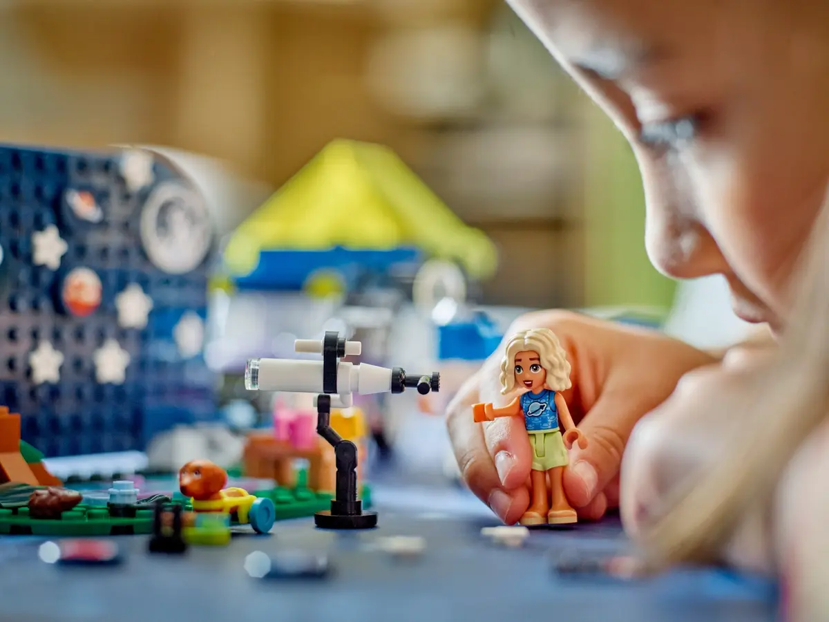 LEGO Friends 42603 Stargazing Camping Vehicle set, image 5