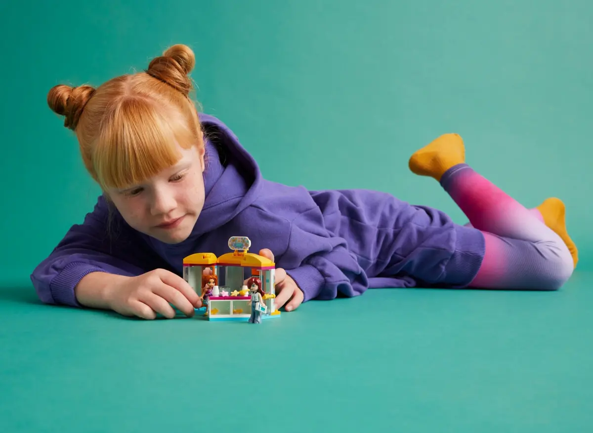LEGO Friends 42608 Tiny Accessories Store set, image 5