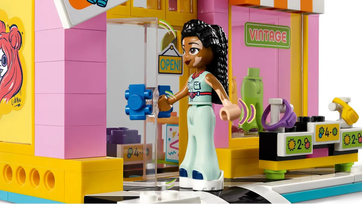 LEGO Friends 42614 Vintage Fashion Store set, image 6