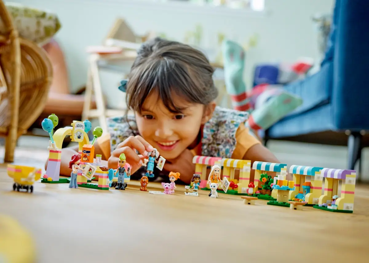 LEGO Friends 42615 Pet Adoption Day set, image 8