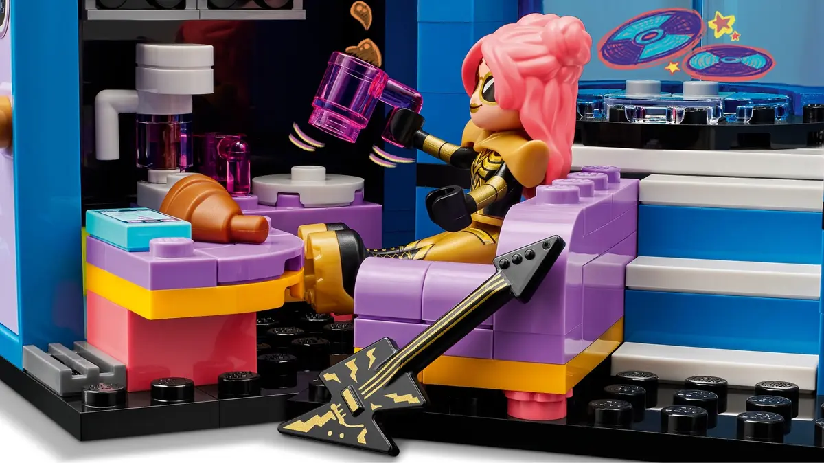 LEGO Friends 42616 Heartlake City Music Talent Show set, image 10
