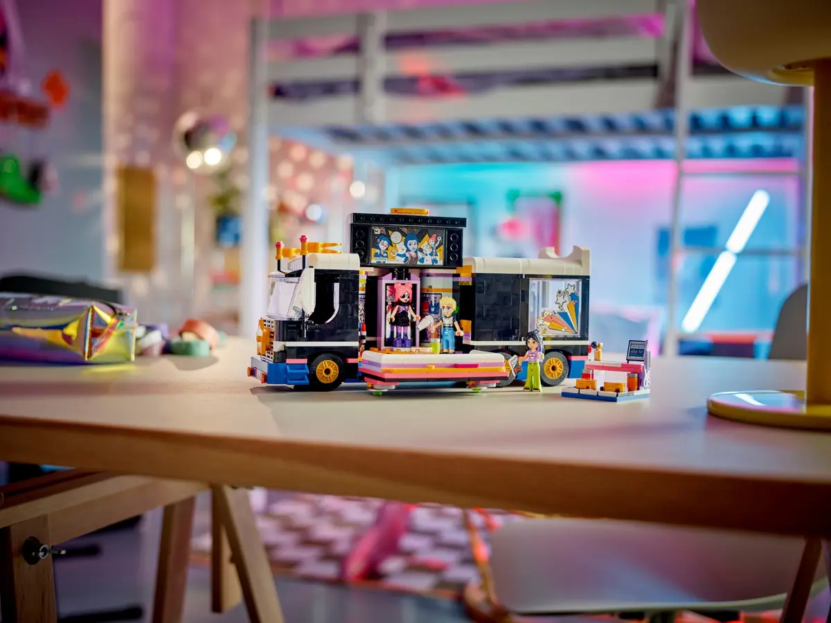 LEGO Friends 42619 Pop Star Music Tour Bus set, image 7