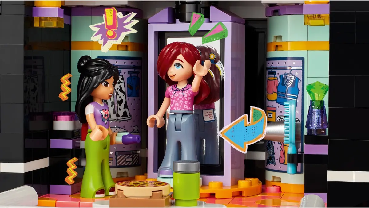 LEGO Friends 42619 Pop Star Music Tour Bus set, image 11