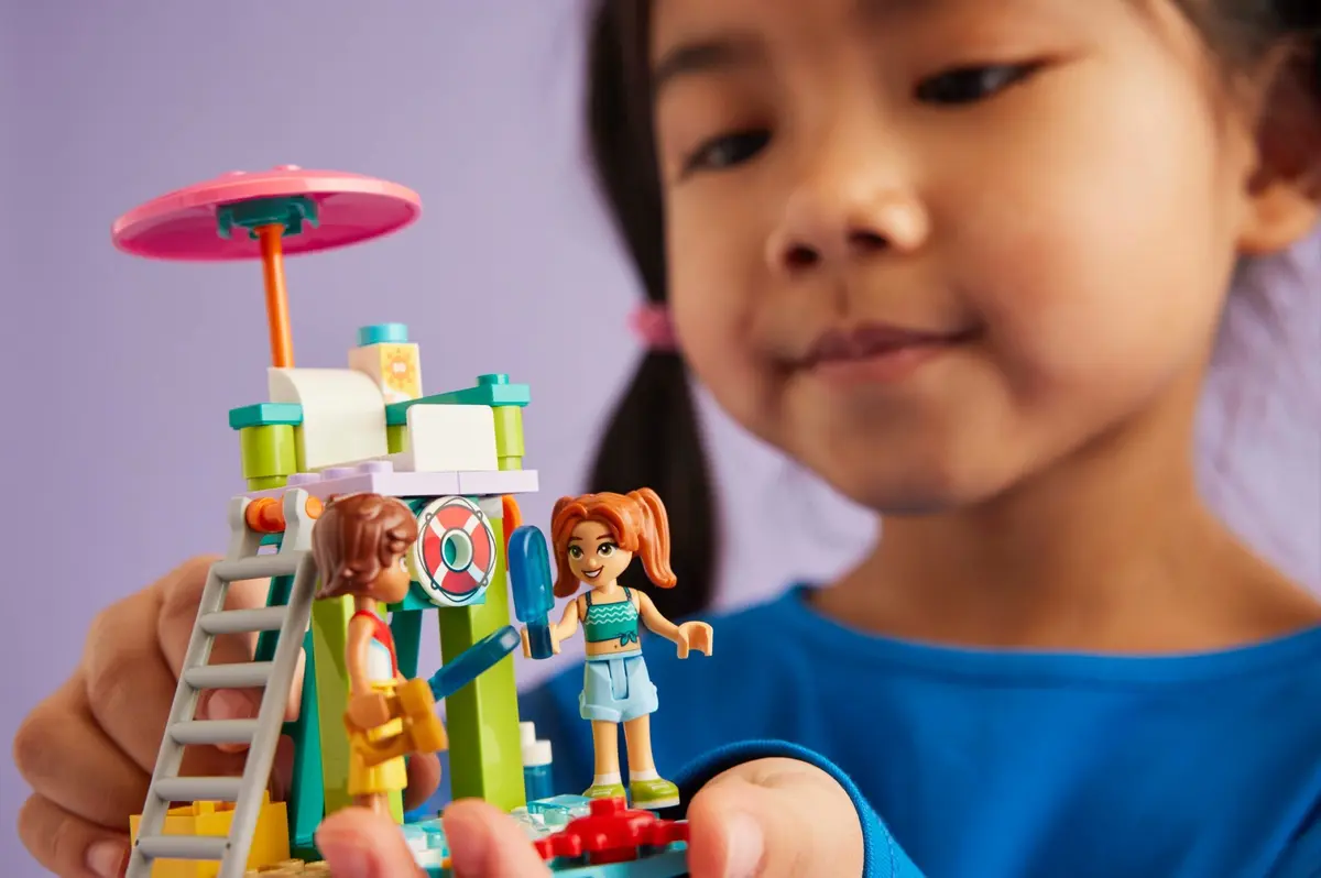 LEGO Friends 42623 Beach Water Scooter set, image 6