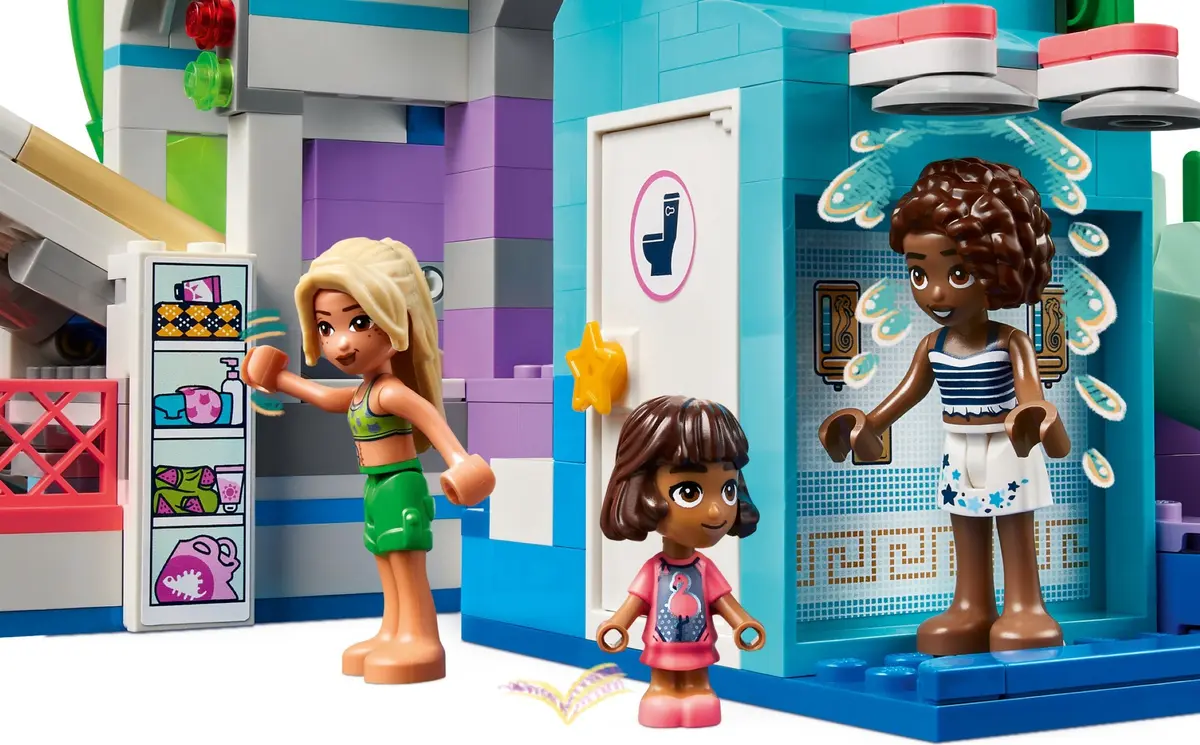 LEGO Friends 42630 Heartlake City Water Park set, image 4