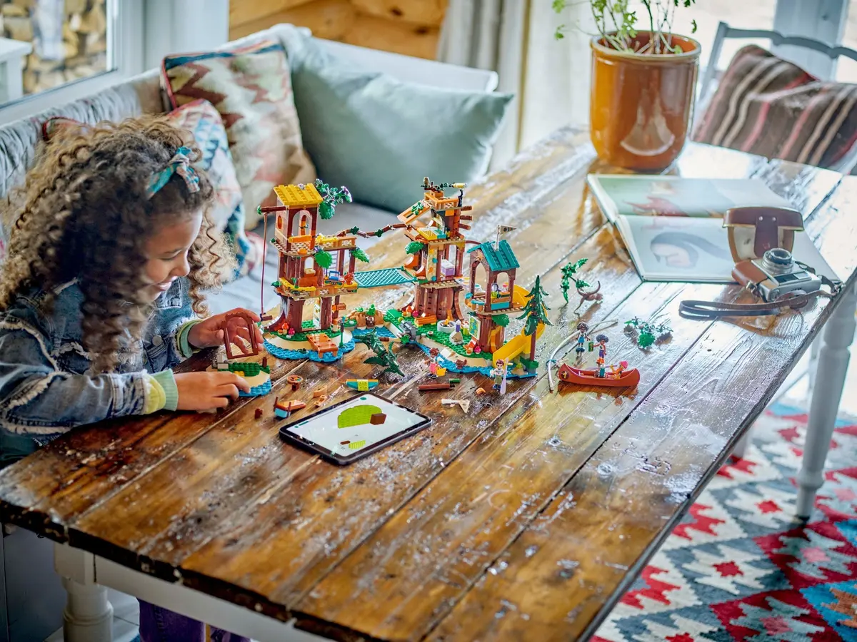 LEGO Friends 42631 Adventure Camp Tree House set, image 10