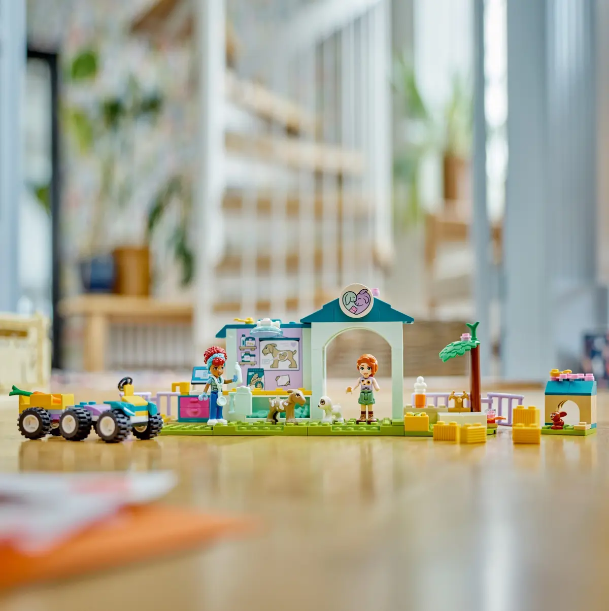 LEGO Friends 42632 Farm Animal Vet Clinic set, image 6