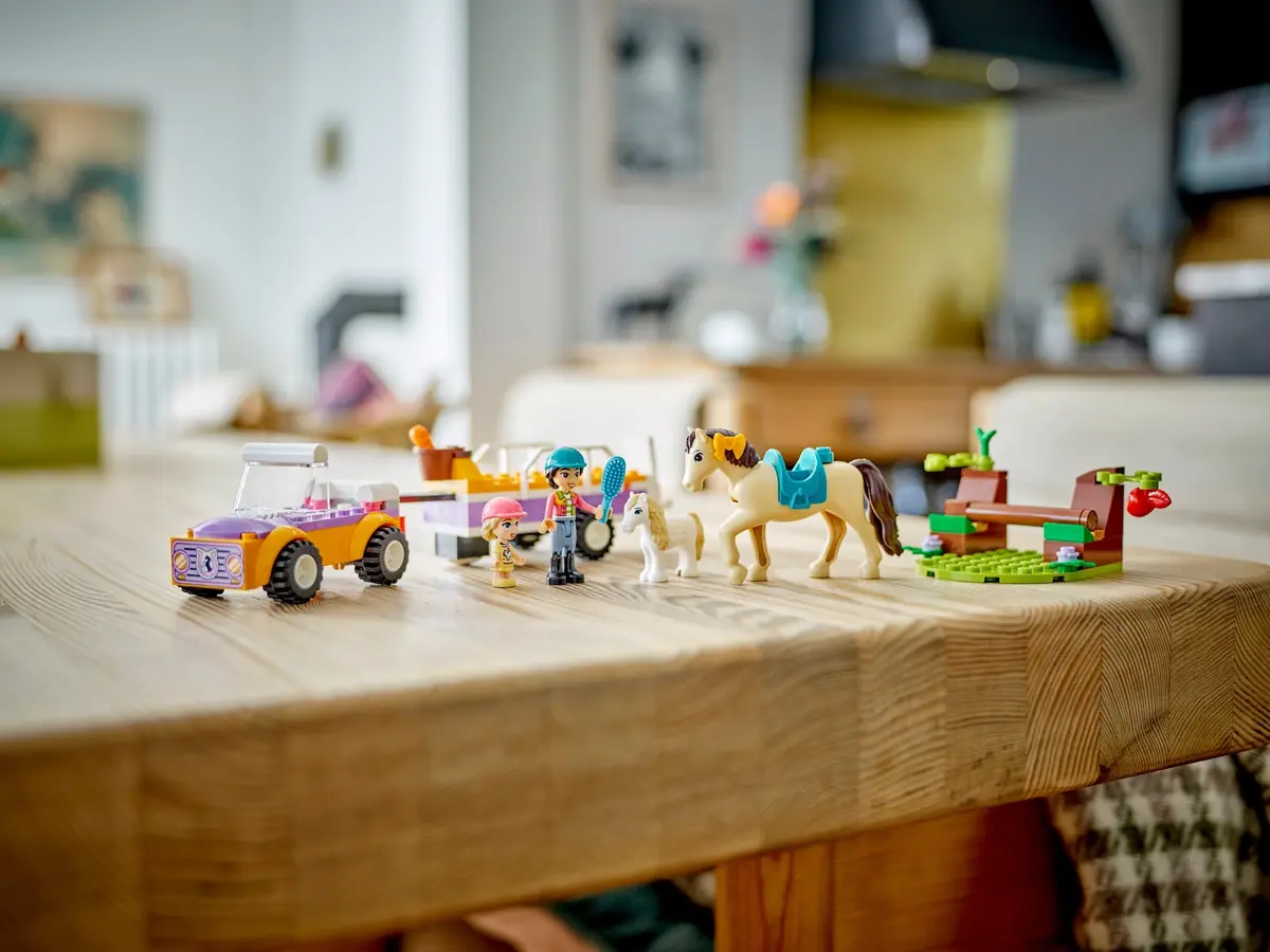 LEGO Friends 42634 Horse and Pony Trailer set, image 5
