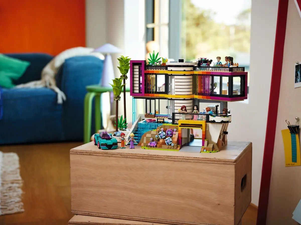 LEGO Friends 42639 Andrea's Modern Mansion set, image 10