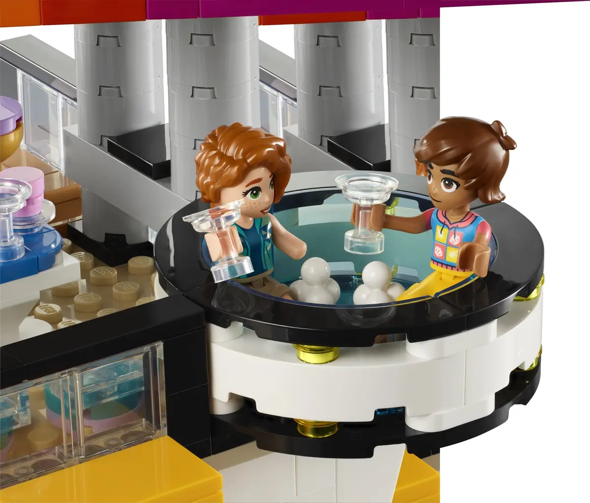 LEGO Friends 42639 Andrea's Modern Mansion set, image 3