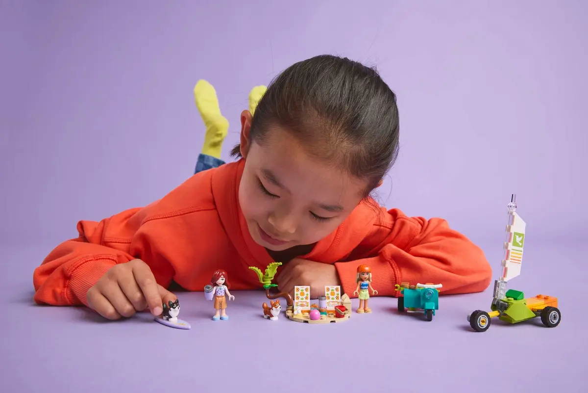 LEGO Friends 42641 Surfing Dogs and Scooter Adventure set, image 6
