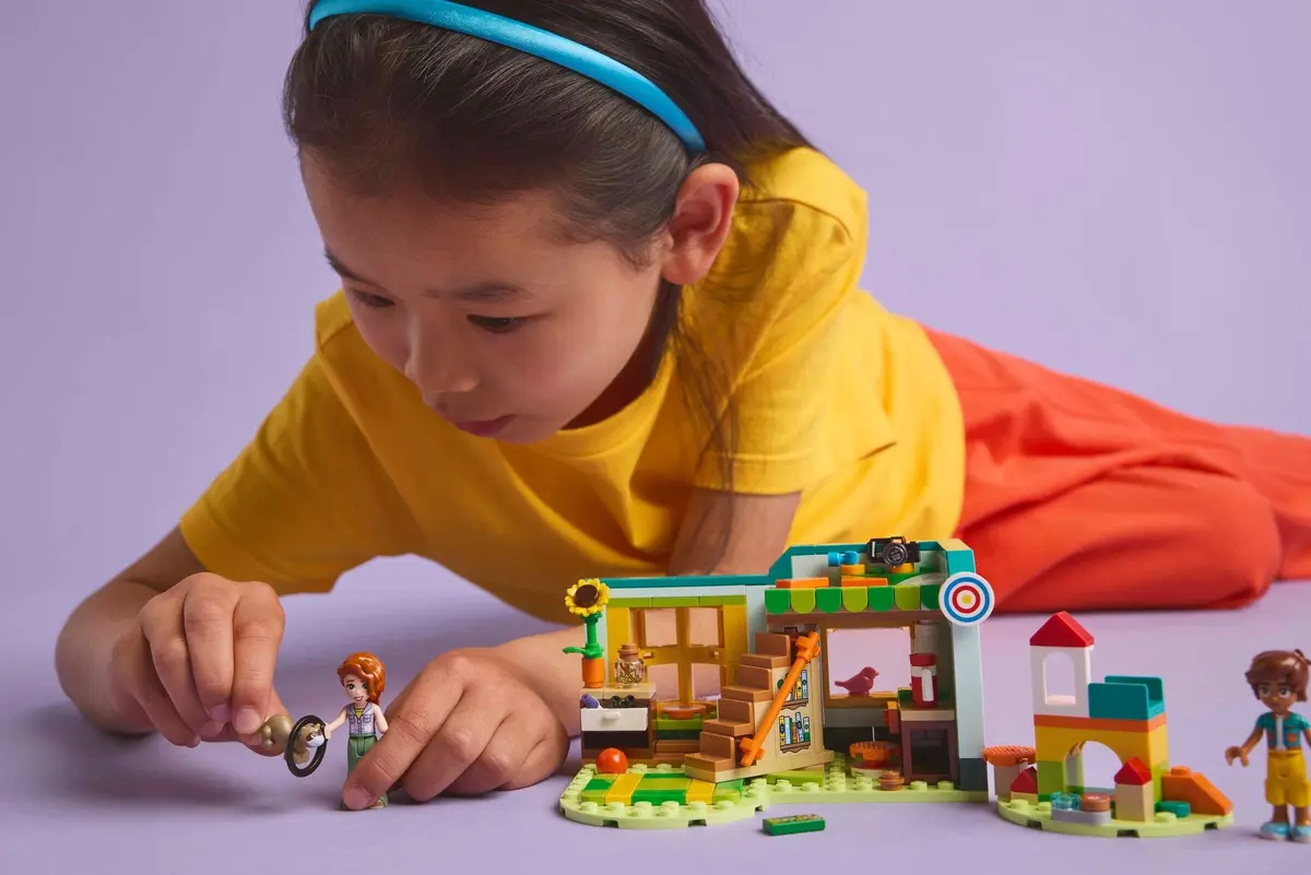LEGO Friends 42646 Autumn's Room set, image 4