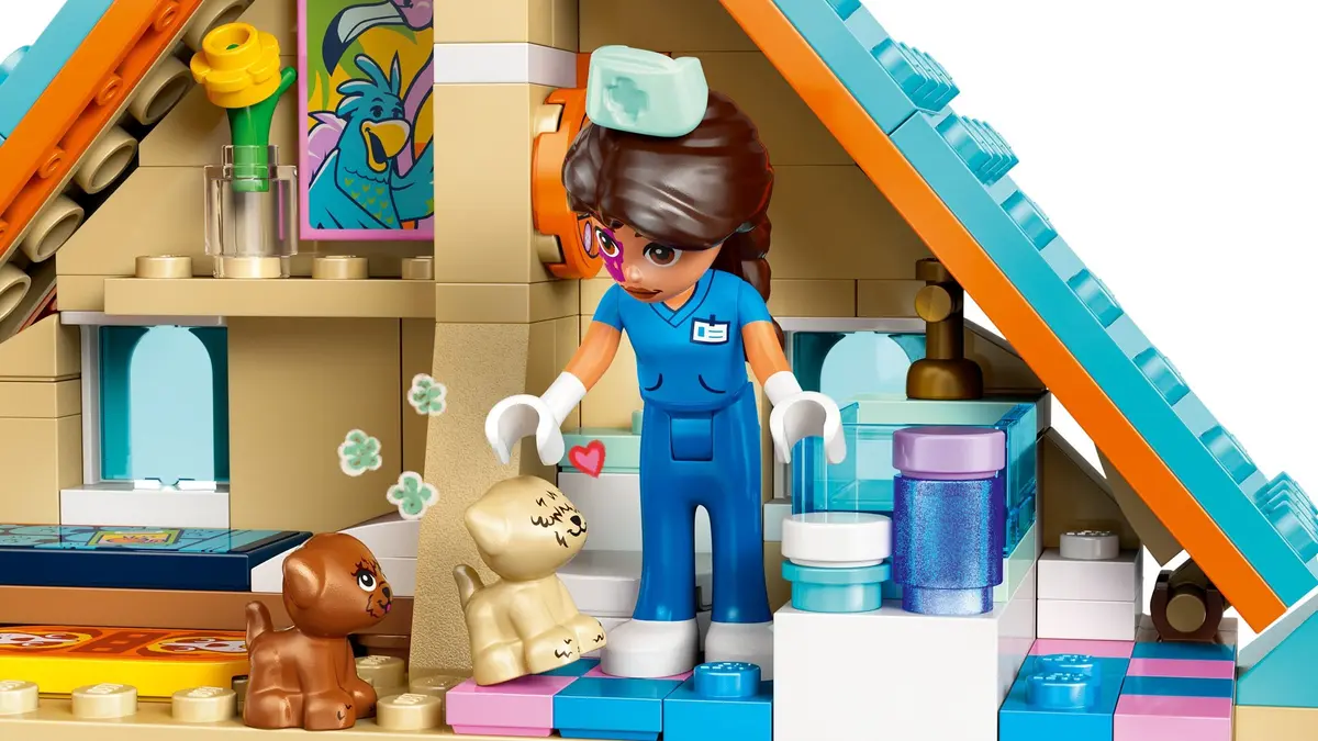 LEGO Friends 42651 Horse and Pet Vet Clinic set, image 9