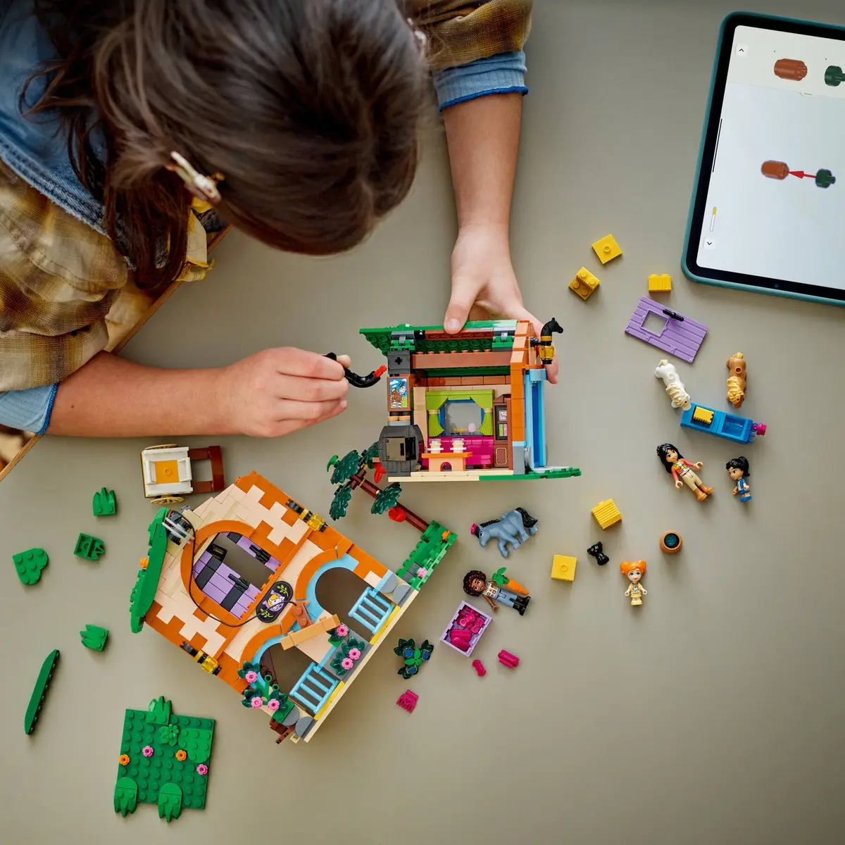 LEGO Friends 42654 Pony Ranch & Stable set, image 4