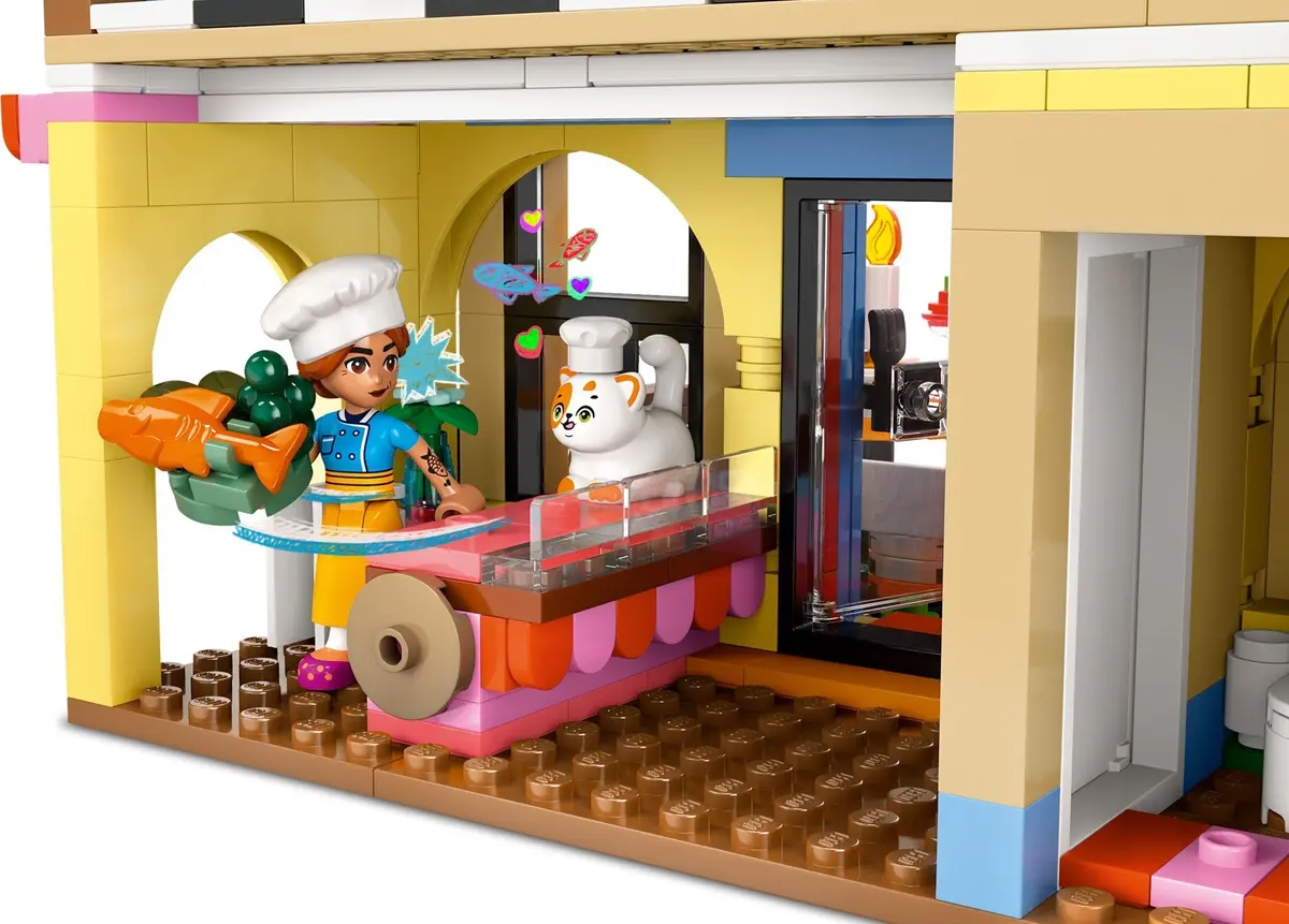 LEGO Friends 42655 Restaurant and Cooking School set, image 11