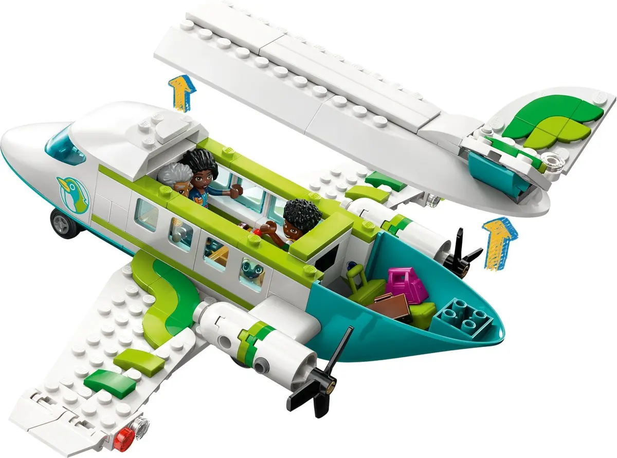 LEGO Friends 42656 Heartlake City Airport and Airplane set, image 9
